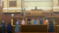 演台に立つエデ
